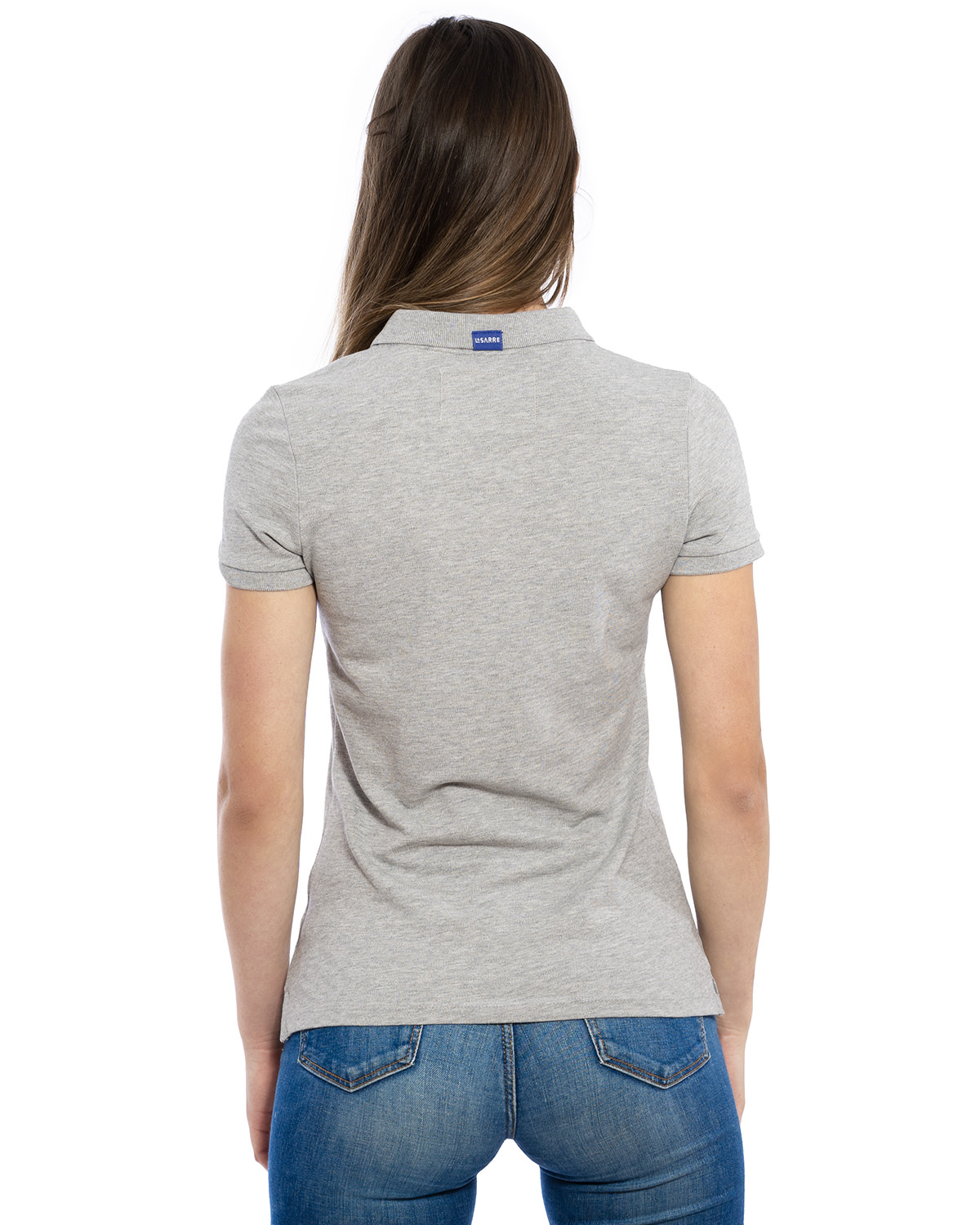 Rücken-Ansicht des hochwertig bestickten LASARRE Polo Shirt für Frauen in der Farbe Asch-Grau von der Saarland Marke Lasarre mit LASARRE Wappen in Blau, Weiß, Rot auf der linken Brust und dem blauem LASARRE Markenzeichen am Saum