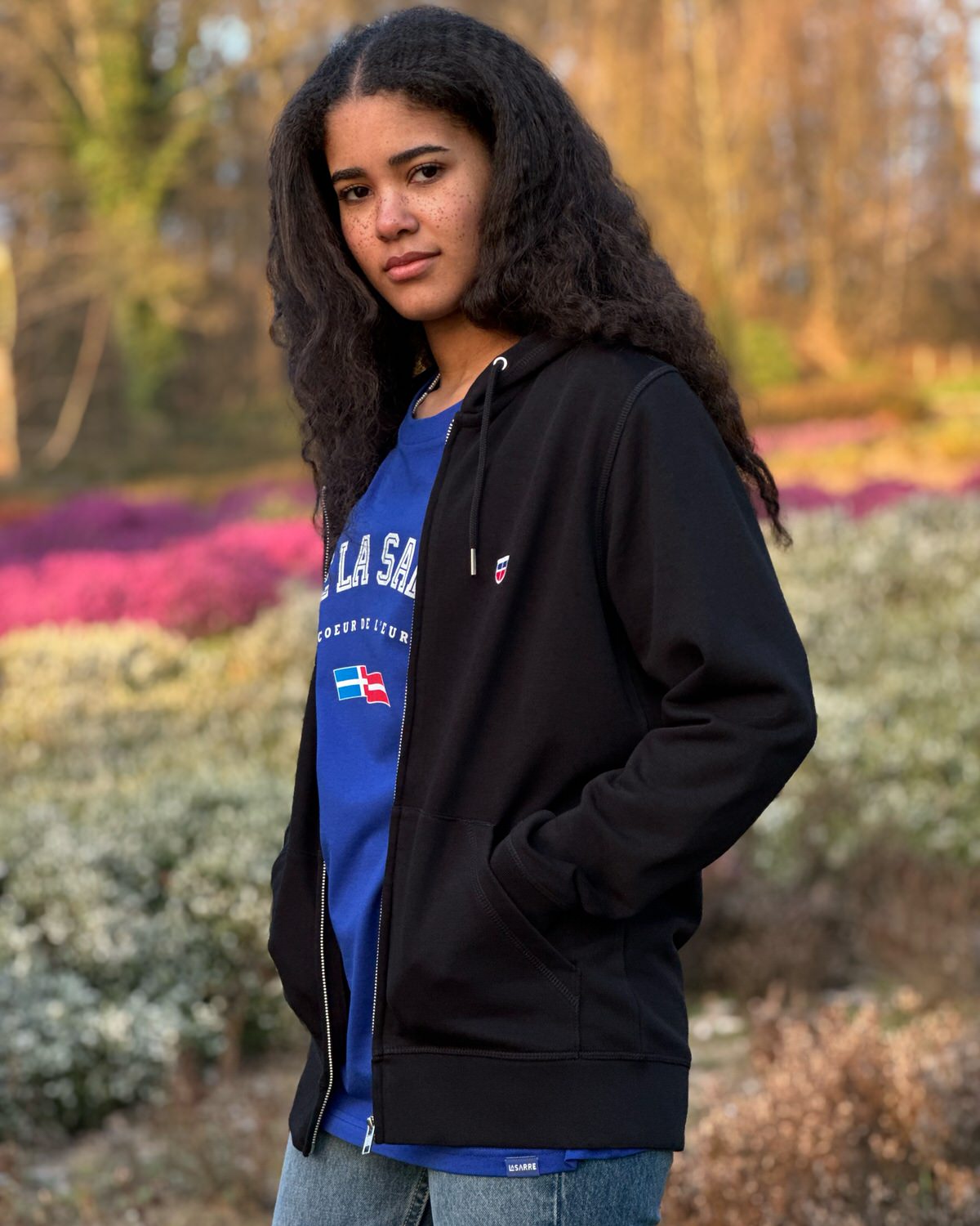 Saarland Geschenk Ideen für alle, die das Saarland lieben oder ein Stück Saarland verschenken möchten. T-Shirts und Hoodies perfekt für Saarland-Fans.