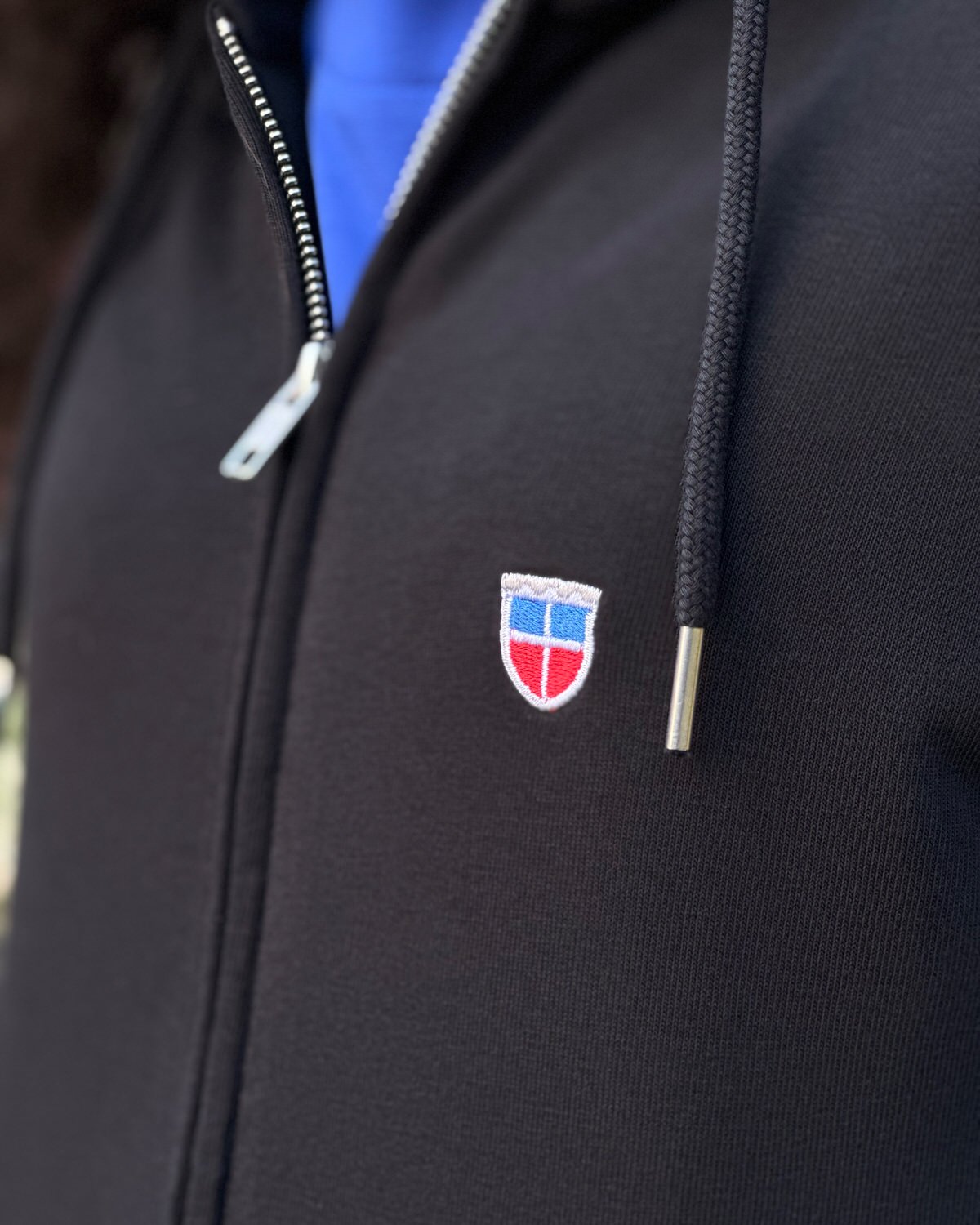 Saarland Geschenk Ideen für alle, die das Saarland lieben oder ein Stück Saarland verschenken möchten. T-Shirts und Hoodies perfekt für Saarland-Fans.