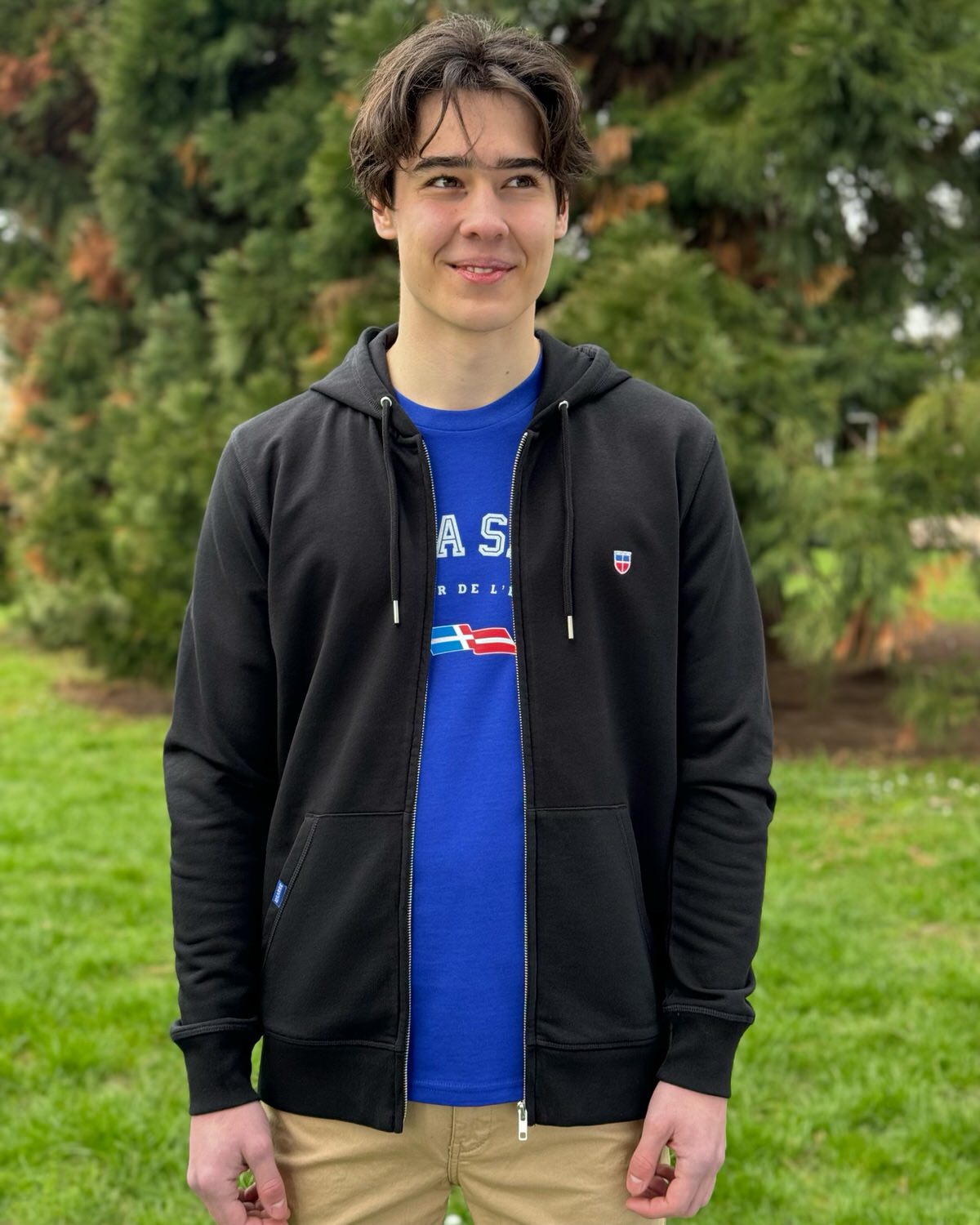 Zipper Hoodie aus dem Saarland als Geschenk.