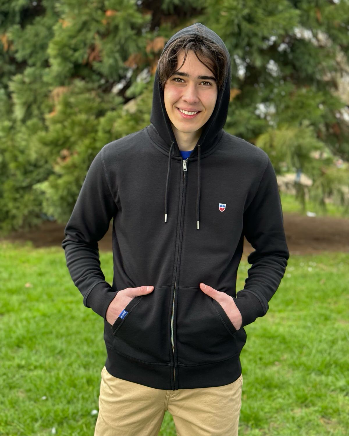 Zipper Hoodie aus dem Saarland als Geschenk.