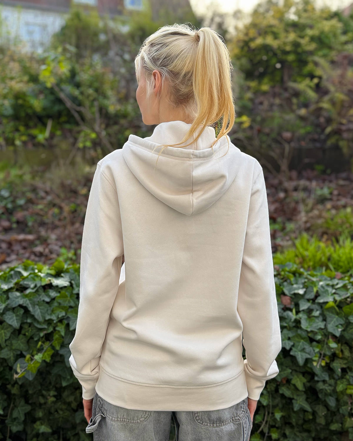 Hoodie SASKIA <span>in Amande</span> – Bild 5