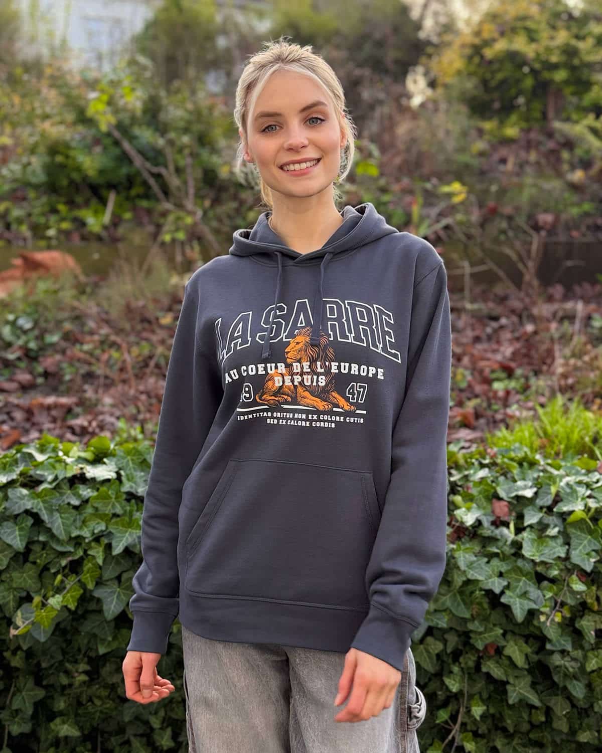 Hoodie SASKIA <span>in Graphit</span> – Bild 2