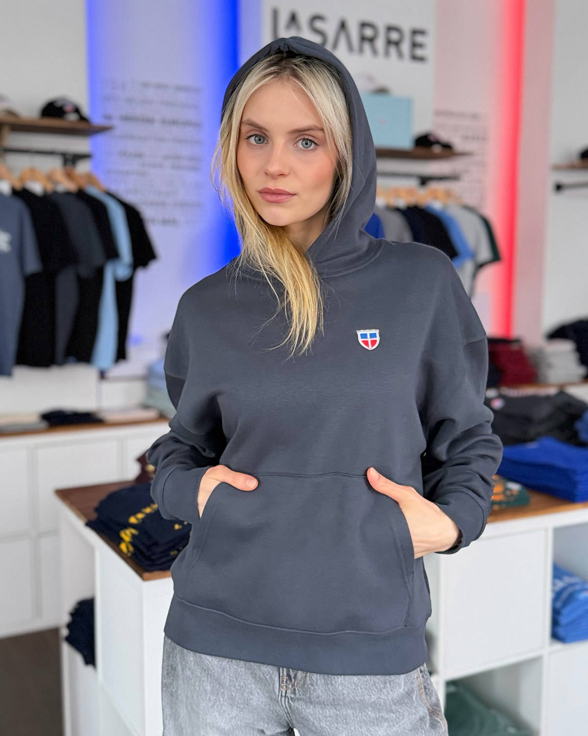 Oversized Hoodie DENISE <span>in Graphit</span> – Bild 2