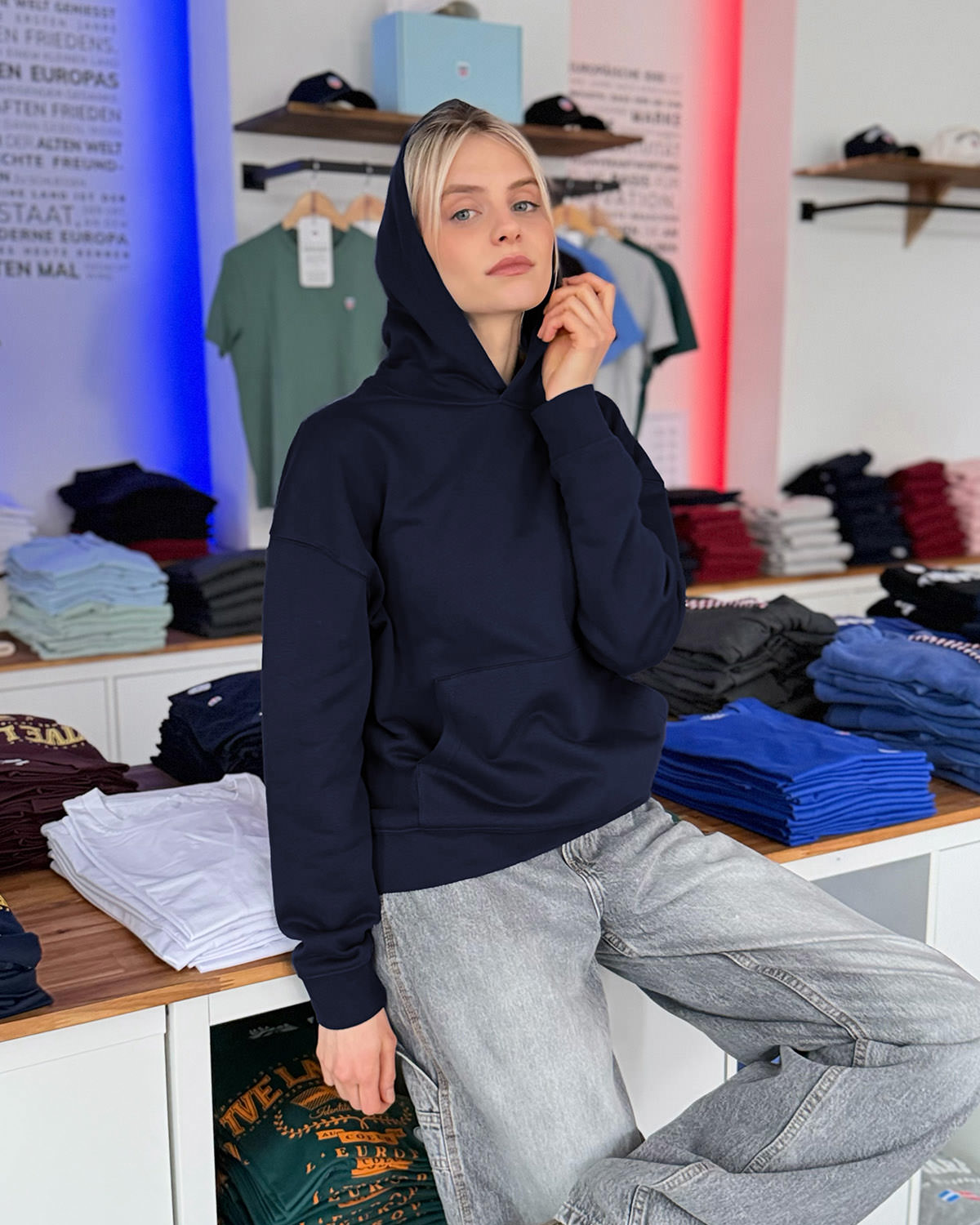 Oversized Hoodie DENISE <span>in Navy</span> – Bild 2