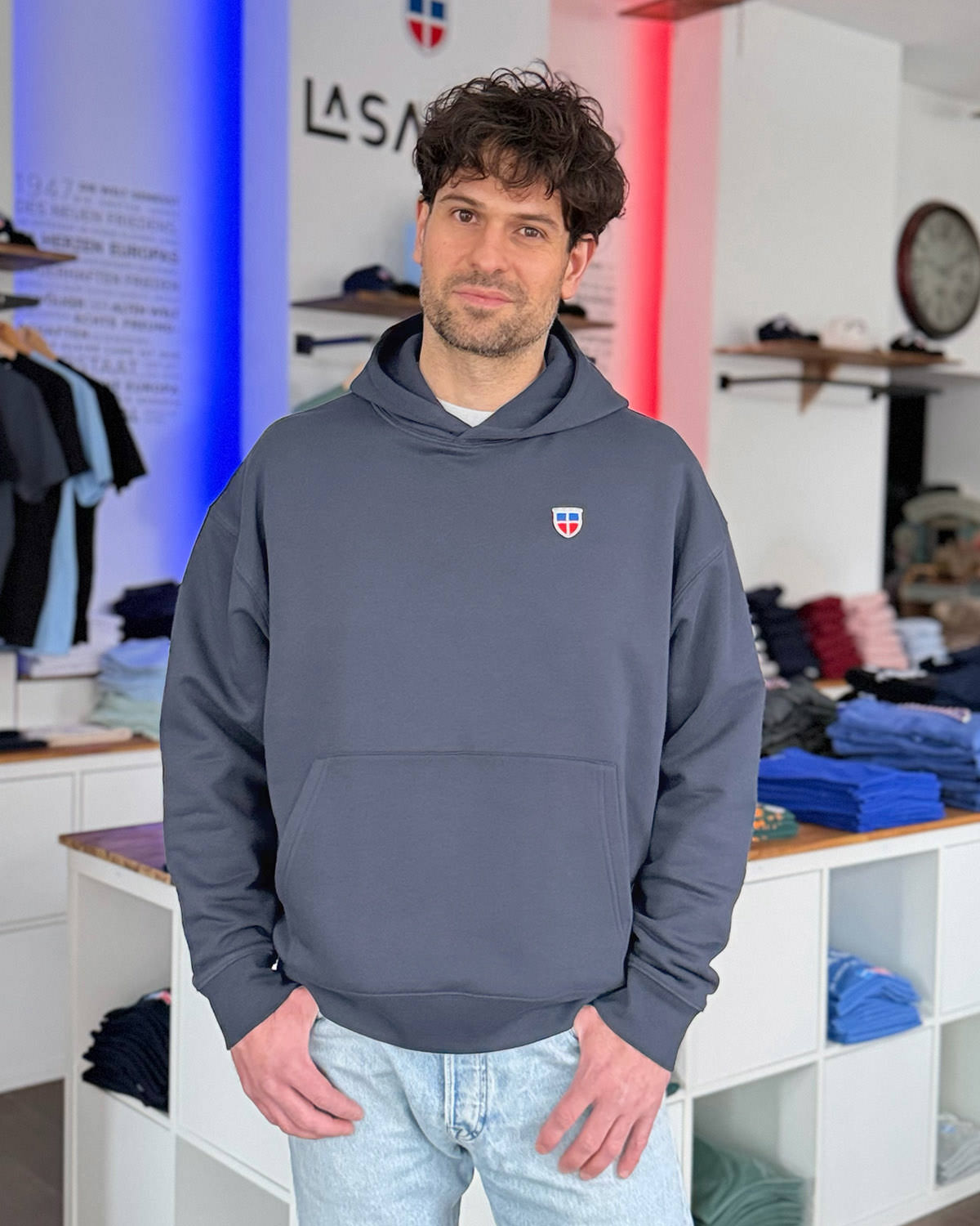 Oversized Hoodie DENNIS <span>in Graphit</span> – Bild 8