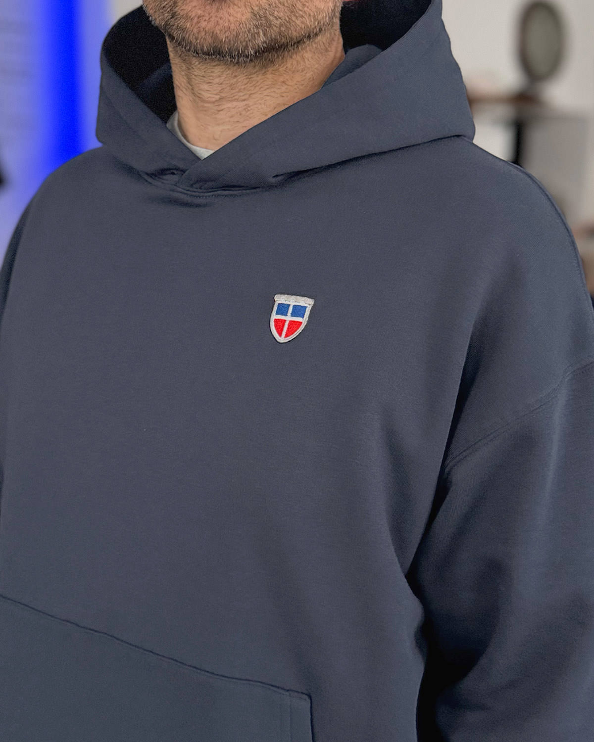 Oversized Hoodie DENNIS <span>in Graphit</span> – Bild 7