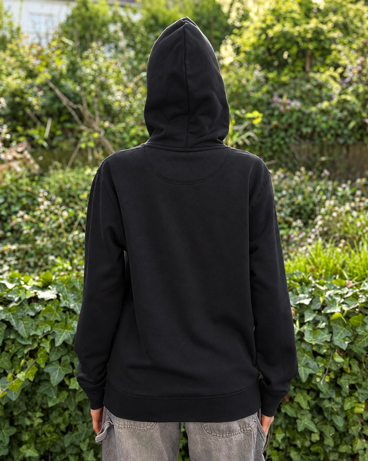Hoodie SASCHA/SASKIA <span>in Schwarz</span> – Bild 5