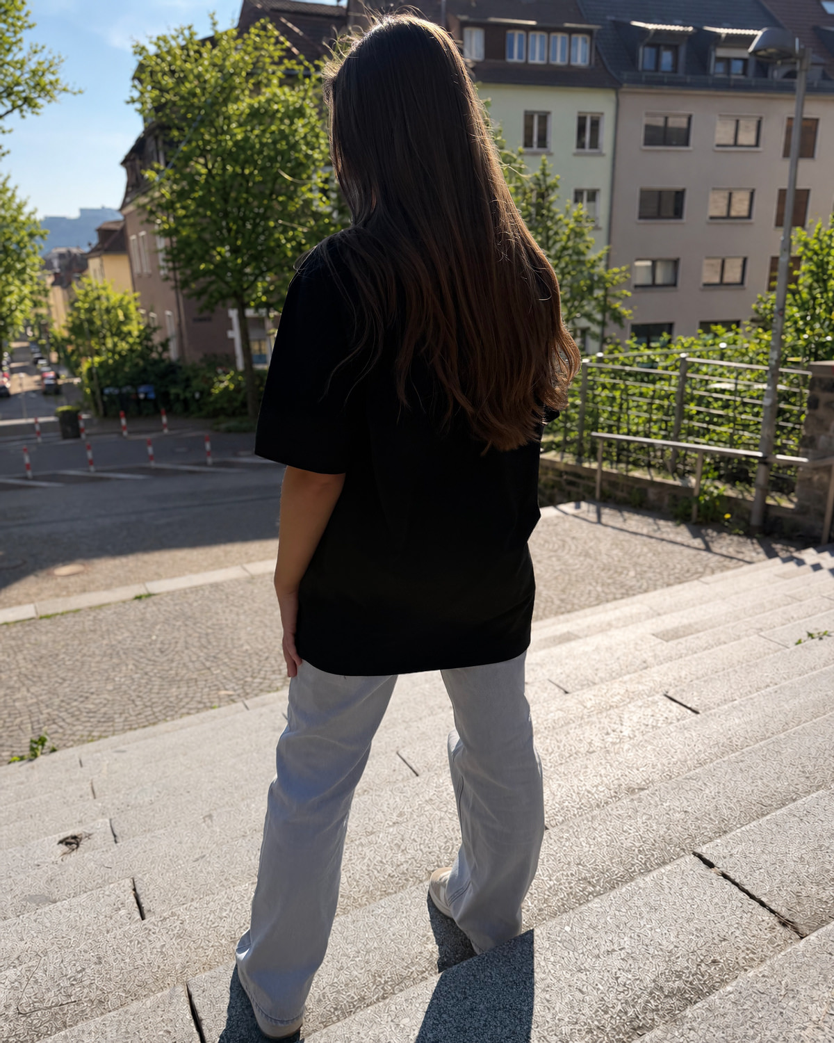 Oversized T-Shirt SANDRO/SYLVIA <span>in Schwarz V2</span> – Bild 5